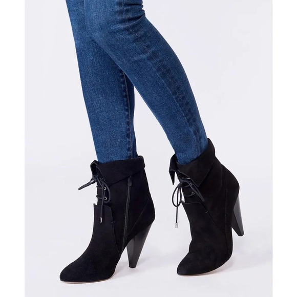 Veronica Beard "Hawthorne" Black Suede Booties 38 - Picture 13 of 13